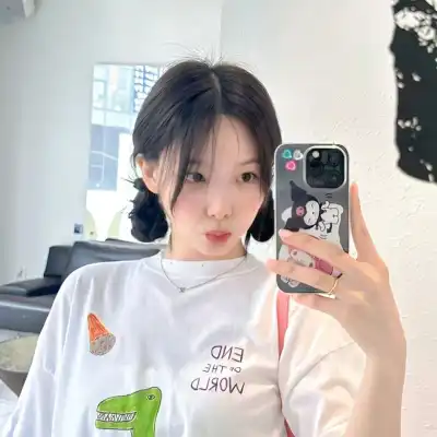 黄莉颖